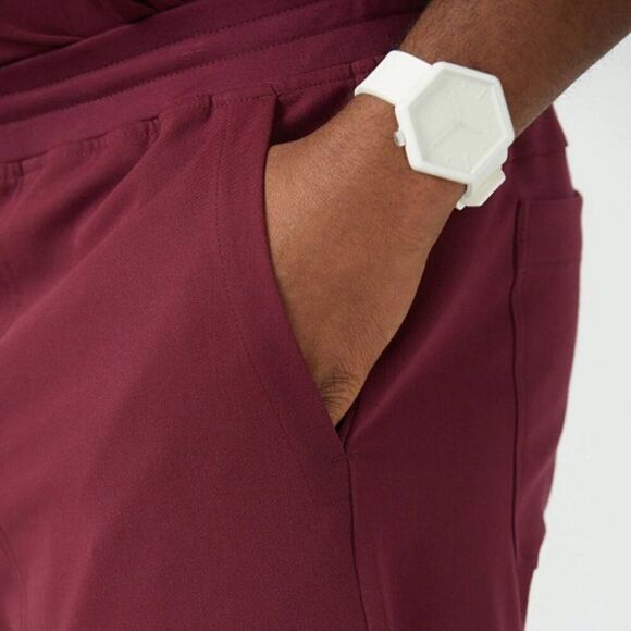 Welles The Men's Everready Straight Fit Pant Drawstring Waist Maroon Size L NWT - Picture 4 of 8